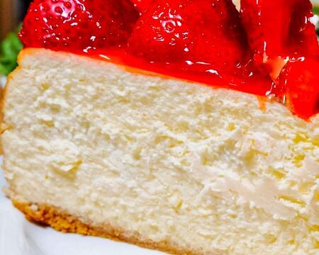 STRAWBERRY CHEESECAKE