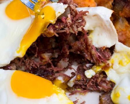CORNED BEEF HASH (SIDE)